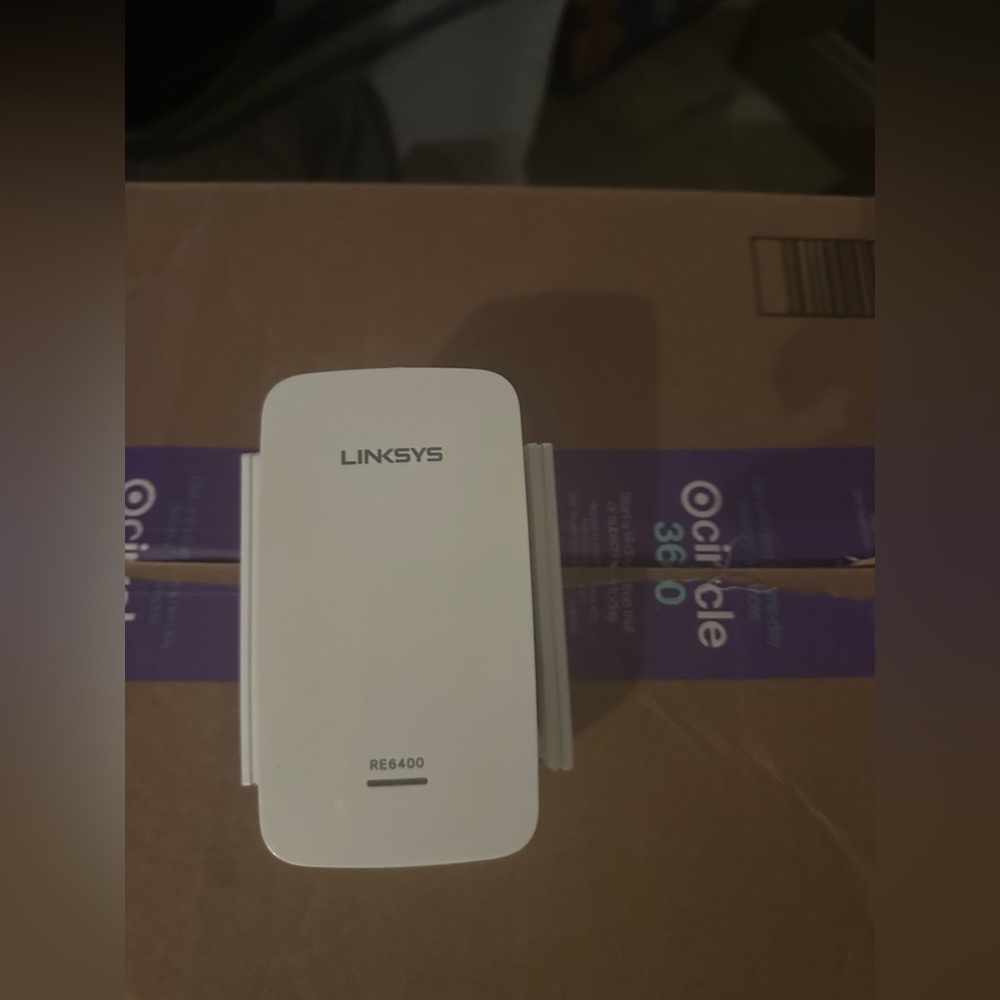 Linksys RE6400 AC1200 Wi-Fi Range Extender | Dual Band